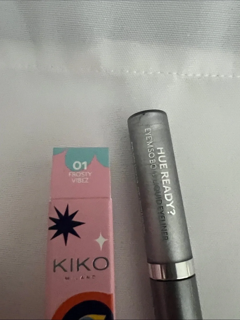 Kiko Milano - Are Hue Ready eyeliner 01 frosty vibes + eyeshadow 02 Lava Vision